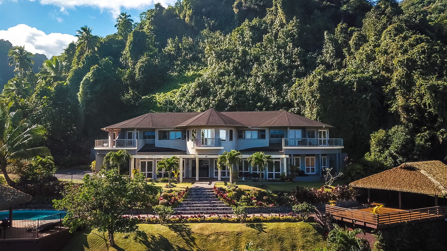 Iro Retreat luxury villa nestled in tropical mountains of Rarotonga